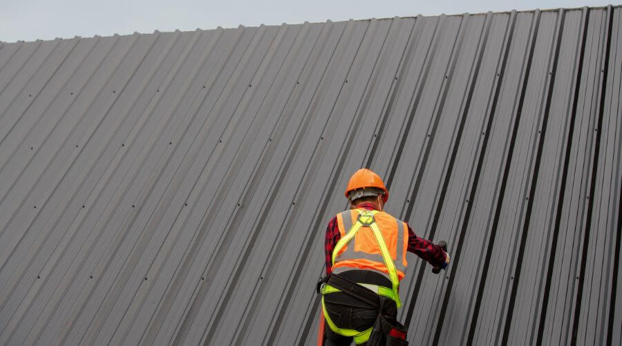 Expert Emergency Roof Repairs services in Lejunior, KY